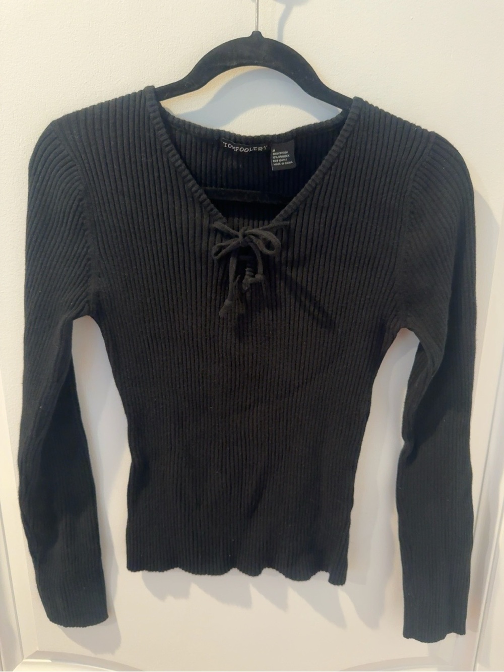 Tomfoolery Black Ribbed Knit Lace-Up Sweater Top Medium Y2K Stretch Long Sleeve